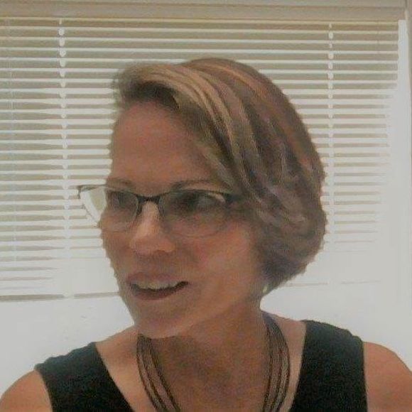 Meet your Posher, Colleen - Picture 1 of 1